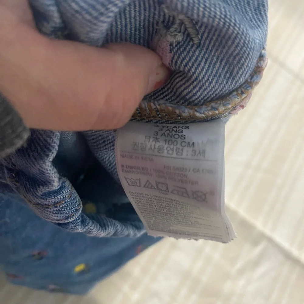 GAP charming denim